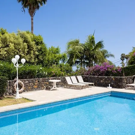 Home2book Elegant With Garden, Bbq & Pool * סנטה אורסולה